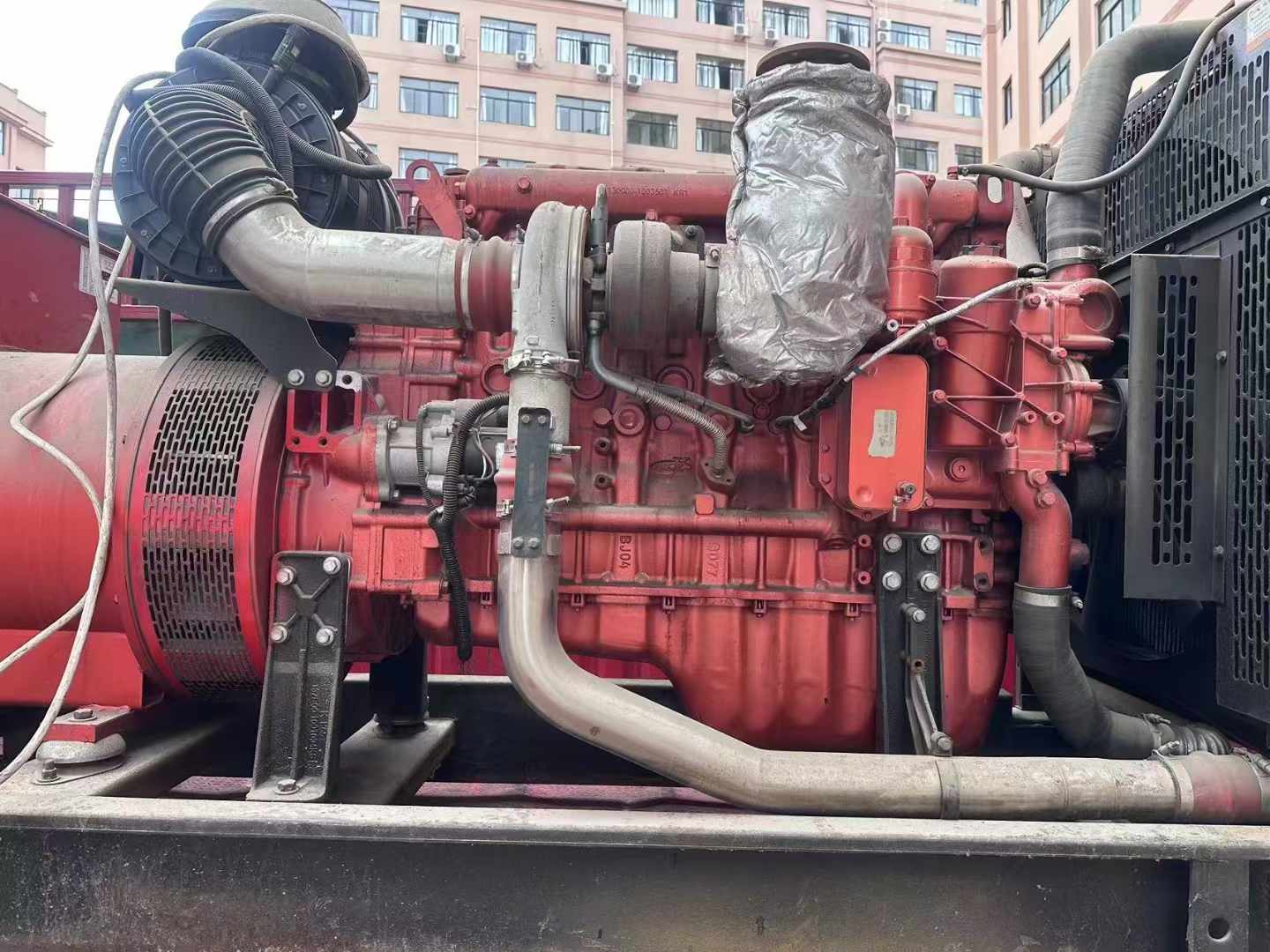 昆都仑如何选择适合 600kW 柴油发电机组的过载保护器？