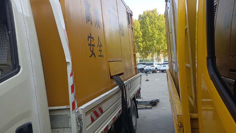 昆都仑如何判断柴油发电机组和UPS电源的切换时间是否符合要求？